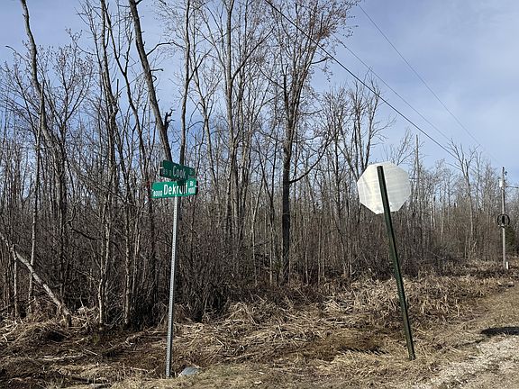 4th image of Dekruif Rd