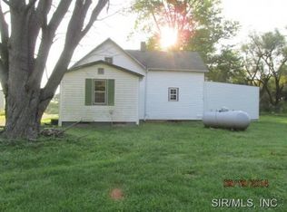 736 E Shawnee Ln, Pocahontas, IL 62275