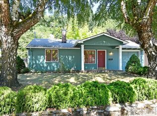 2646 NE Fremont Dr, Portland, OR