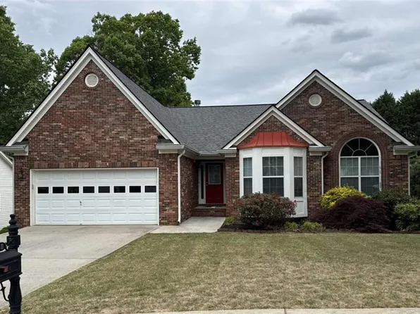 2760 Araglin Dr, Dacula, GA 30019