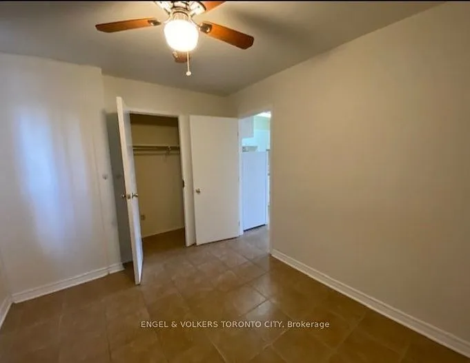 23 Queen St #1 — Photo 6
