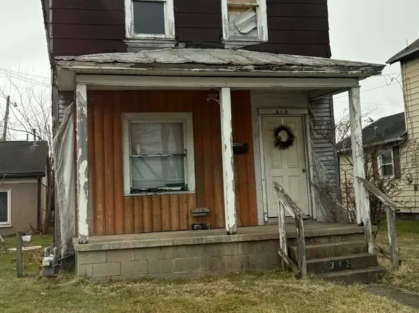 312 13th St, Kenova, WV 25530