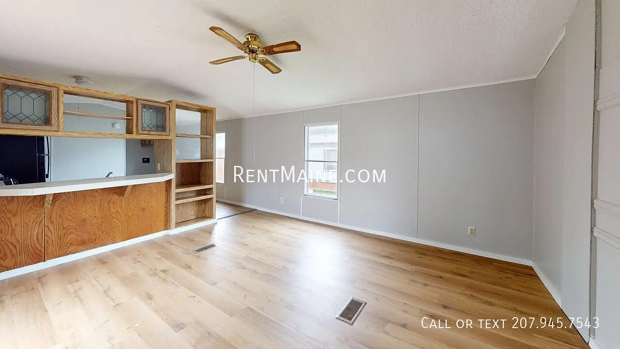 2 bed, 760 sqft, $1,300 — Photo 2