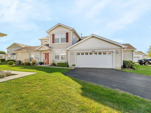 16135 Huron St, Crest Hill, IL 60403