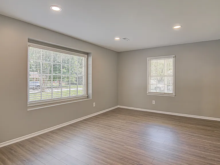 5111 Cheviot Rd — Photo 20