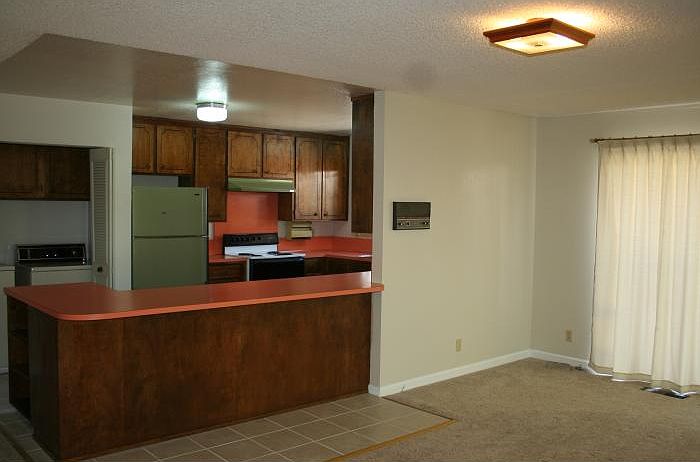 Kitchen (from family room)
