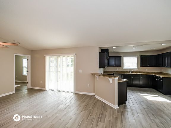 3rd image of 3333 Hidden Meadows Ct