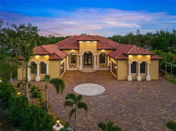 2340 Bayshore Rd, Nokomis, FL 34275