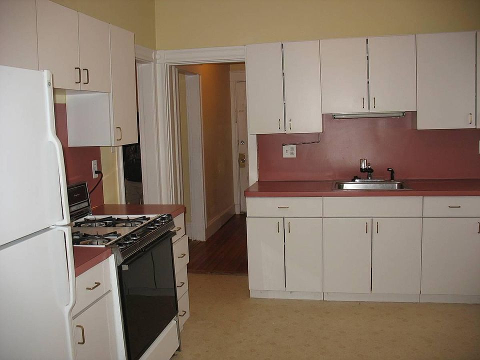 2nd image of 9 Melendy Ave