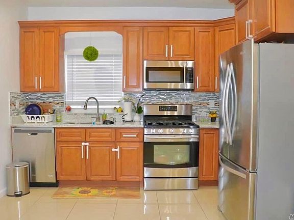 4th image of 109-29 176th St Floor 2