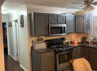 39 Dustin St, Berlin, NH 03570