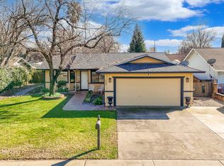 2885 Fernwood St, Redding, CA 96001