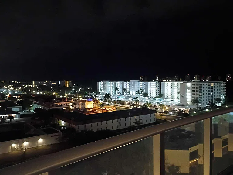 220 Lake Shore Dr #823 — Photo 8