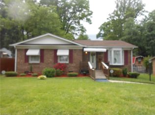 3970 Waddill St, Winston Salem, NC 27105