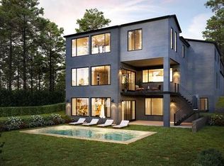 39 Leroy St, Tenafly, NJ 07670