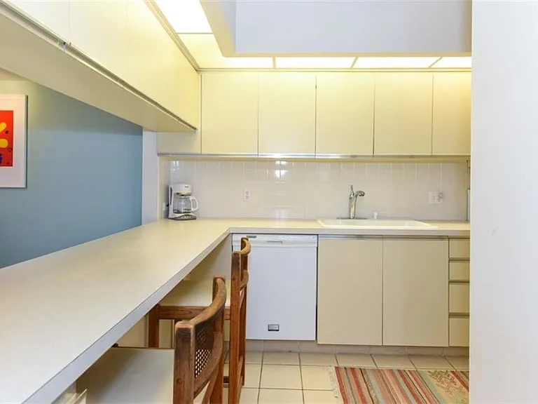 1125 Gulf Of Mexico Dr #403 — Photo 14