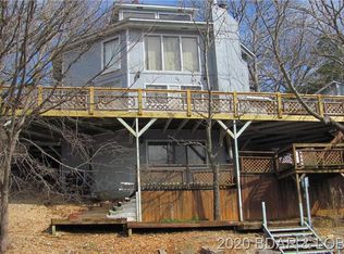 749 Robin Hood Ln, Roach, MO 65787