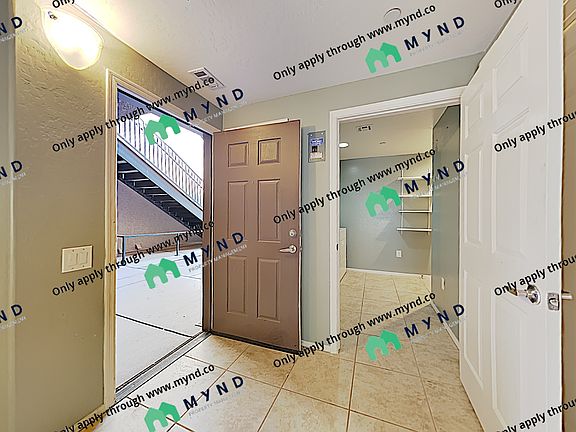 4th image of 6868 Sky Pointe Dr Unit 1045