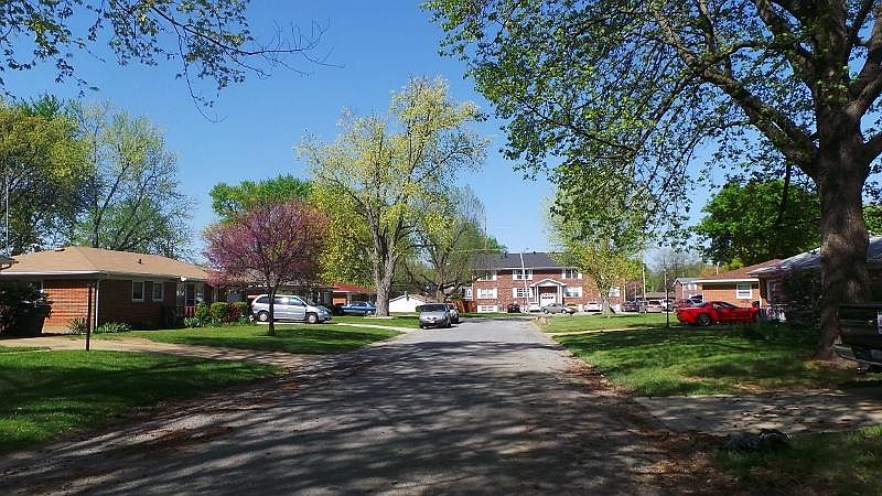2nd image of 21 Gatewood Ct