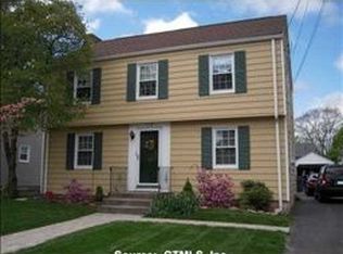 173 Penn Dr, West Hartford, CT 06119