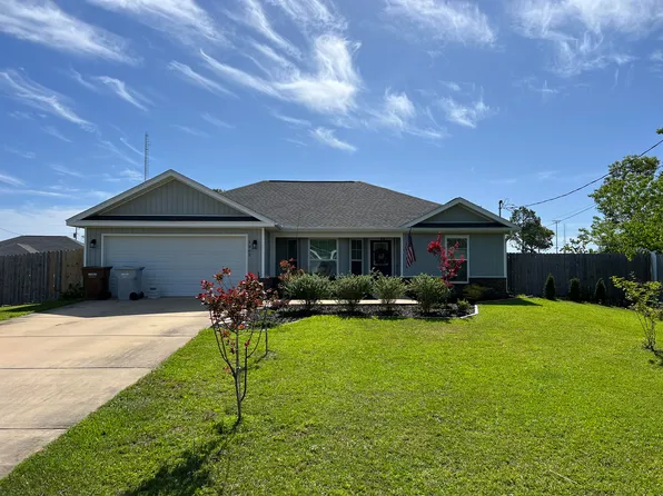 1962 Pentagon St, Gulf Breeze, FL 32563