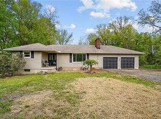 10699 Whippoorwill Rd, Newton Falls, OH 44444