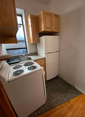 Rented by KNOCKKNOCK LLC | media 14