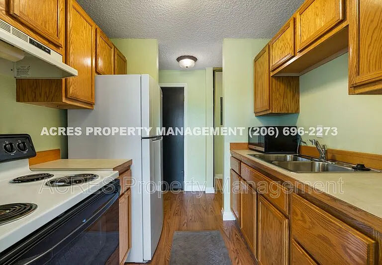 15154 65th Ave S #912 — Photo 8