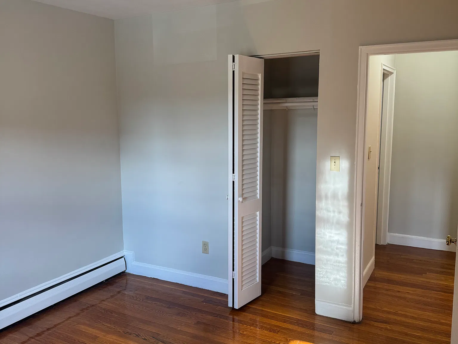 2 bed, 1.0 bath, $2,830 — Photo 4