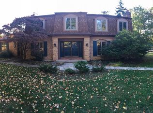 832 Rosewood Dr, Crescent Springs, KY