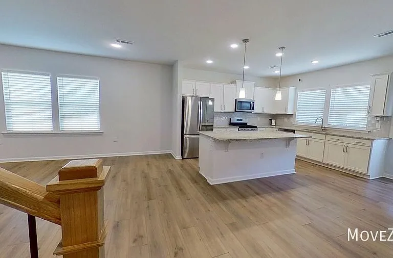 808 Falls Grove Trl — Photo 14