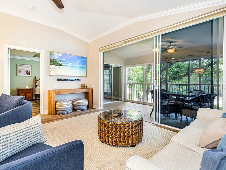 975 Tarpon Cove Dr #204 — Photo 29