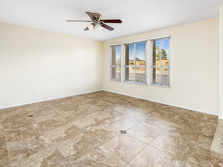 8323 E Vista Dr — Photo 5
