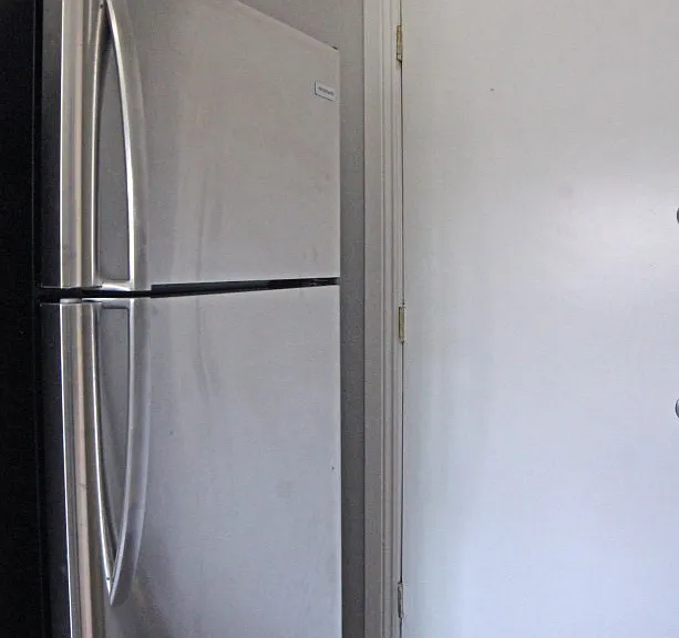 3111 Kenwood Ave — Photo 9
