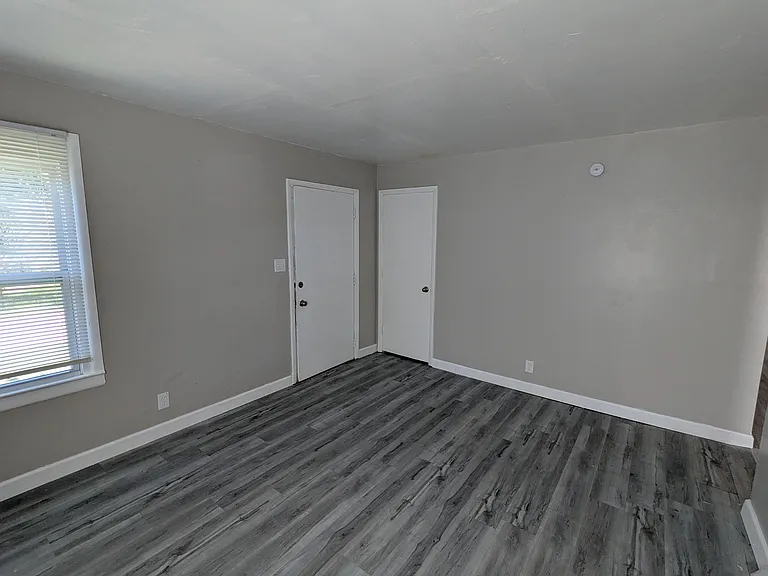 6608 Torlina Dr — Photo 10