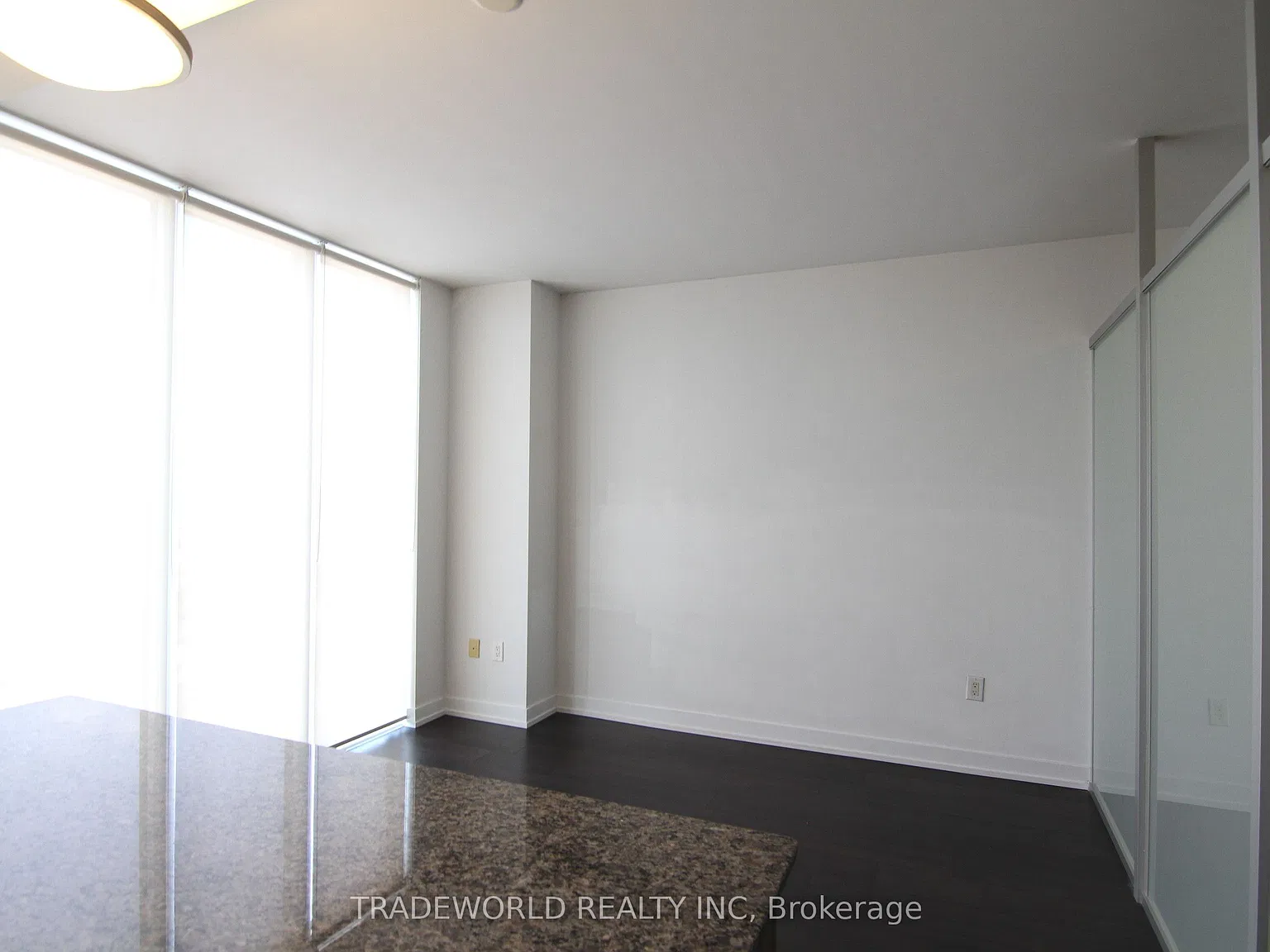 1 bed, $1,300 — Photo 2
