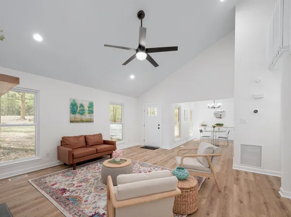 2101 Snow Valley Rd, Durham, NC 27712