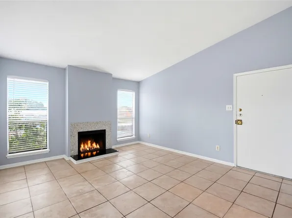 8918 Bissonnet St APT 112, Houston, TX 77074