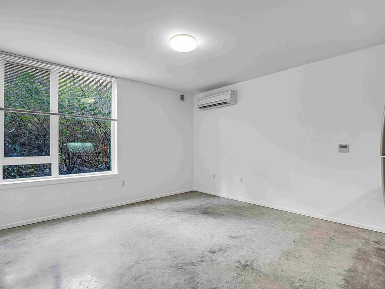 The Emery Apartments — Photo 29