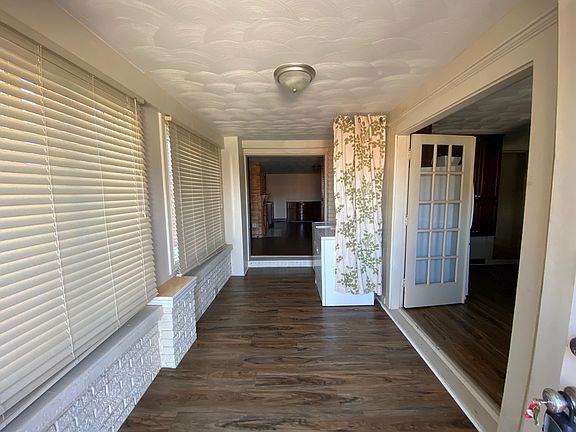 2nd image of 179 W Main St #3