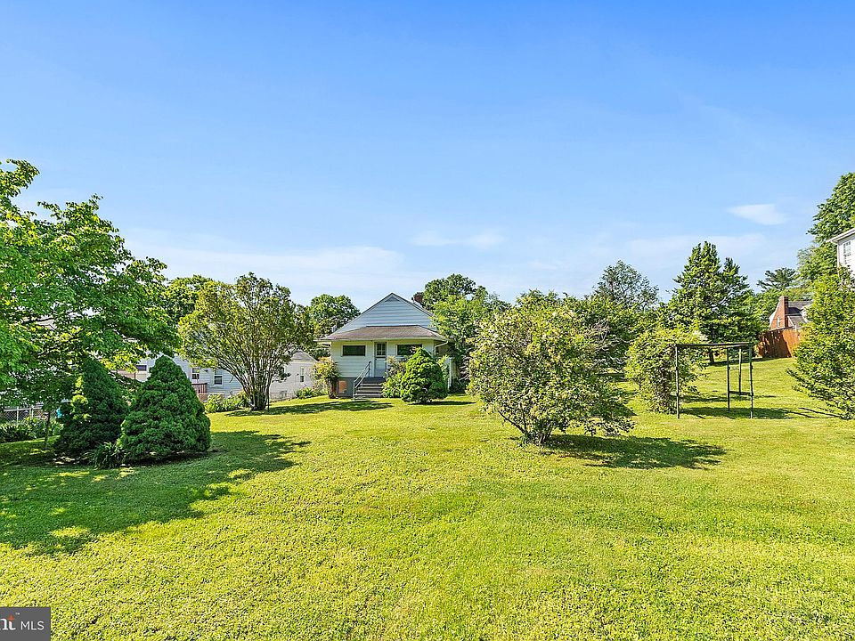 3304 Clayborne Ave, Alexandria, VA 22306 Zillow