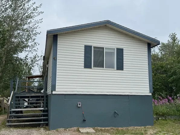 9 102nd St, Hay River, NT X0E 0R9