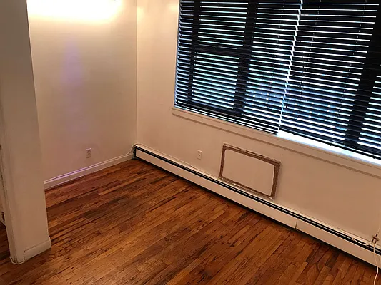 Rented by Roberto Guilbet, LREB | media 21