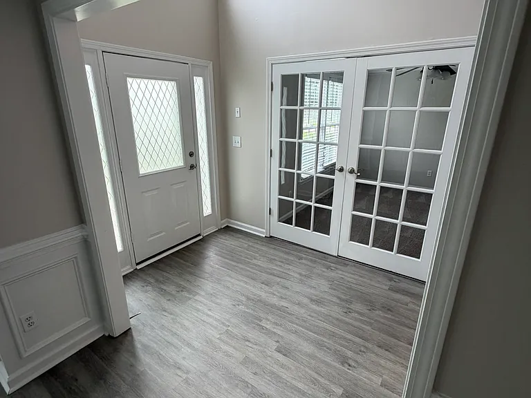 3929 Riverstone Dr — Photo 10