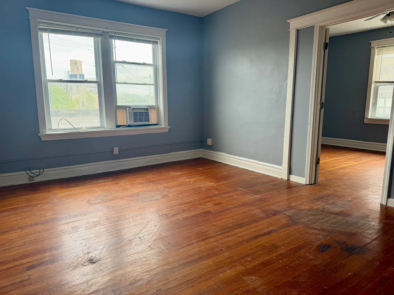 1 bed, 800 sqft, $995 — Photo 2