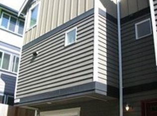 11012C Greenwood Ave N, Seattle, WA