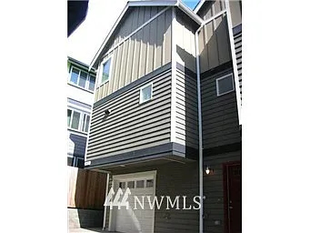 11012 C Greenwood Avenue N photo 1
