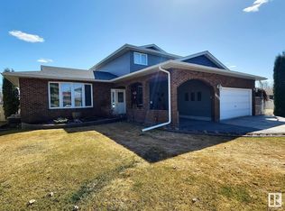 4413 45th St, Saint Paul, AB T0A3A3