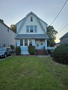 8 Satterlee St, Staten Island, NY, 10307