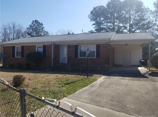 603 Freda Ct, Spring Lake, NC 28390